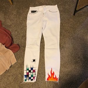 White Jean’s with hand painted details!